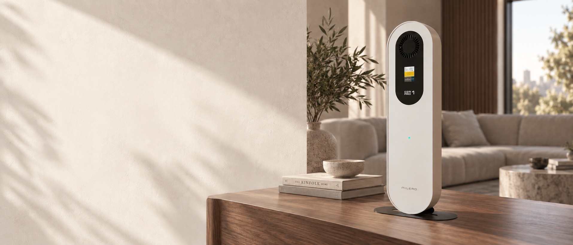 Рециркулятор Milerd DZR PRO 1 в светлой гостиной на столе